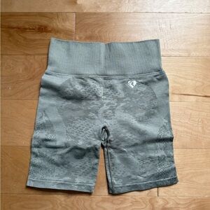 Women’s Best biker shorts